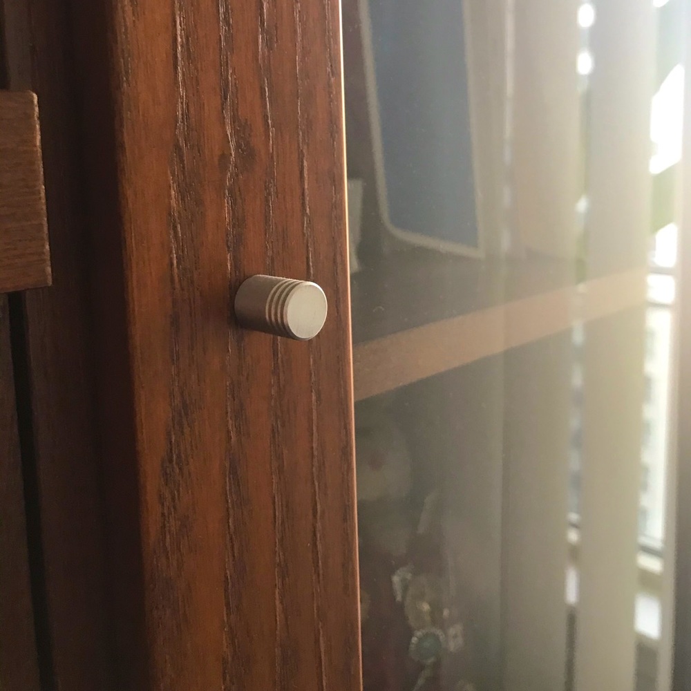 Cabinet knobs (10 pcs) in sleek stainless steel